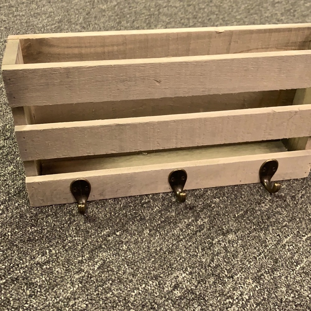 Wooden wall hanger with hooks and mail holder